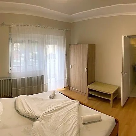 Πανσιόν Pingvin Cukraszda Felso Szint Balatonmáriafürdő