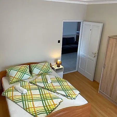 Pingvin Cukraszda Felso Szint 3* Balatonmáriafürdő