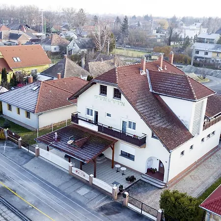 Pingvin Cukraszda Felso Szint