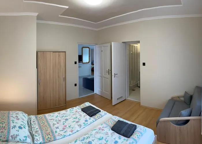 Pingvin Cukraszda Felso Szint 3* Balatonmáriafürdő